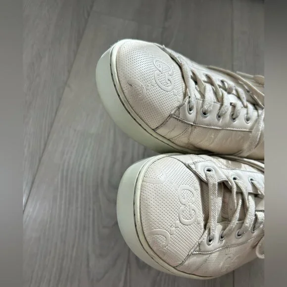 Gucci Ace GG Embossed White Sneakers - Picture 7 of 11